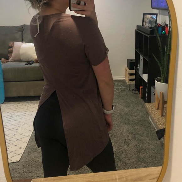 Lululemon split tee - Picture 4 of 9